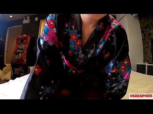❤️ Jauna cosplay mergina mėgsta seksą iki orgazmo su skvirtingu arkliuku ir blowjobu. Azijietė mergina su plaukuota putytė ir gražiomis krūtimis tradiciniu japonišku kostiumu mėgėjiškame vaizdo įraše, kuriame rodoma masturbacija su dulkinimo žaisliukais. Sakura 3 OSAKAPORN. Gražus porno prie mūsų ❌️