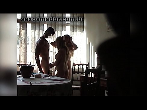 ❤️ Sekso draugės kviečia milžinišką vyrą ir seksą trise su juo Gražus porno prie mūsų ❌️