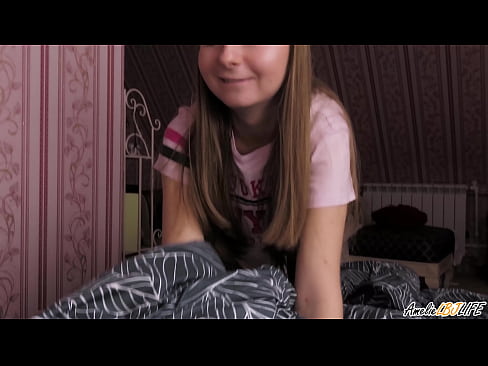 ❤️ Blondinė giliai čiulpia savo BFF ir gauna spermos į burną Gražus porno prie mūsų ❌️
